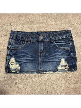 Vintage Y2K Denim Micro Mini Skirt Low Rise Marilyn Monroe Pocket